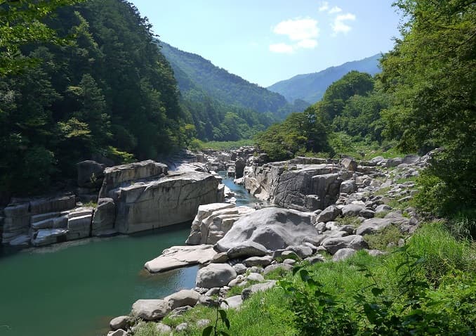 ツーリングでの山の風景写真