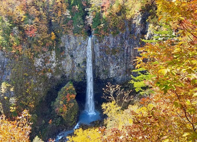 白水滝の紅葉写真