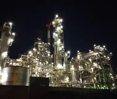 昭和四日市石油の夜景