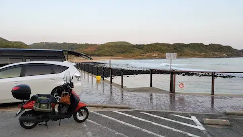 湊の立神岩駐車場