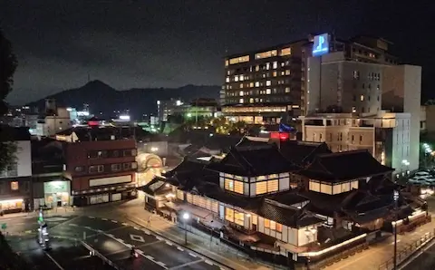 道後温泉本館