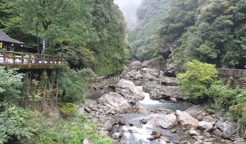 中津渓谷県立自然公園