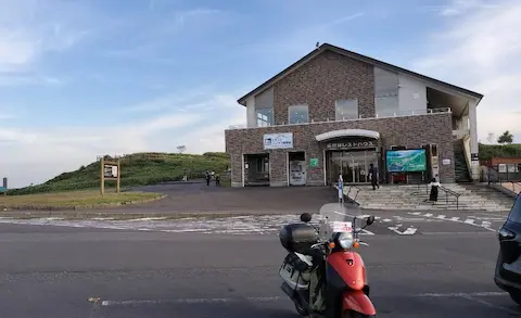 美幌峠展望台とレストハウス。